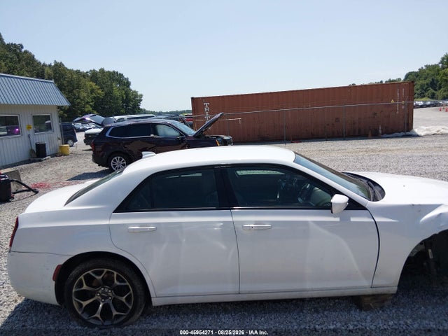 Продаж на аукціоні авто 2016 Chrysler 300 300s, vin: 2C3CCABG0GH268688, номер лоту: 45954271