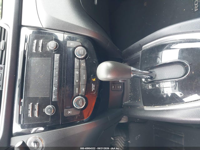 45954322 :رقم المزاد ، KNMAT2MV2GP685570 vin ، 2016 Nissan Rogue Sv مزاد بيع