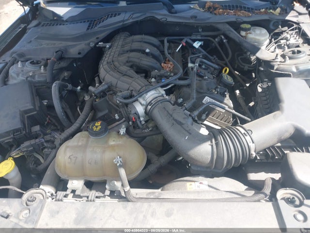 2016 Ford Mustang V6 მანქანა იყიდება აუქციონზე, vin: 1FATP8EM7G5307235, აუქციონის ნომერი: 45954323