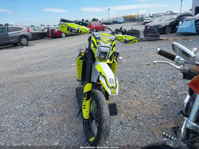 Husqvarna Supermoto 701 2024 VBKUSV402RM772863 Image 5