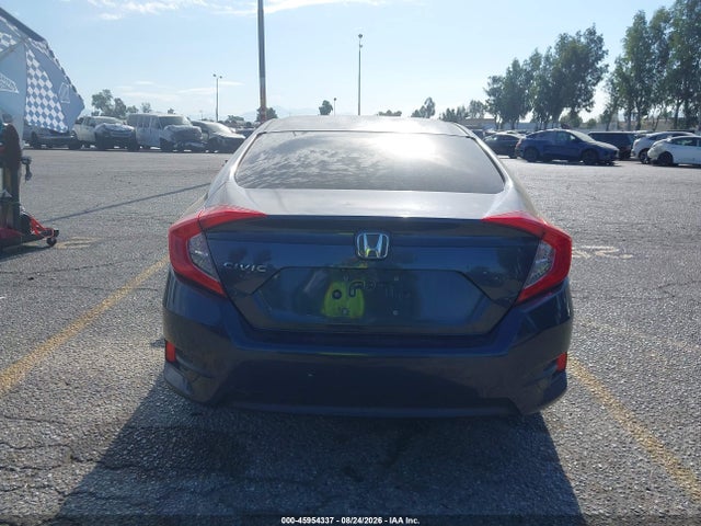 Продажа на аукционе авто 2018 Honda Civic Lx, vin: 2HGFC2F5XJH523413, номер лота: 45954337