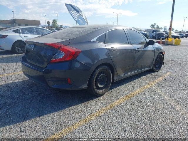 Продажа на аукционе авто 2018 Honda Civic Lx, vin: 2HGFC2F5XJH523413, номер лота: 45954337
