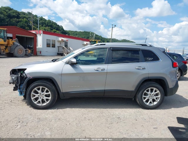 Auction sale of the 2016 Jeep Cherokee Latitude, vin: 1C4PJMCB4GW218661, lot number: 45954391
