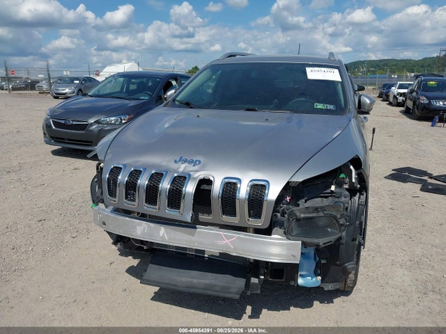 Auction sale of the 2016 Jeep Cherokee Latitude, vin: 1C4PJMCB4GW218661, lot number: 45954391