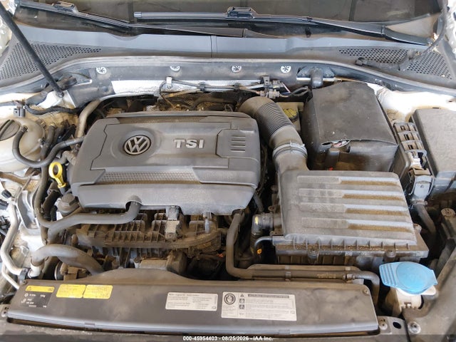 2015 Volkswagen Golf Gti 2.0t Autobahn 4-door მანქანა იყიდება აუქციონზე, vin: 3VW4T7AUXFM000626, აუქციონის ნომერი: 45954403