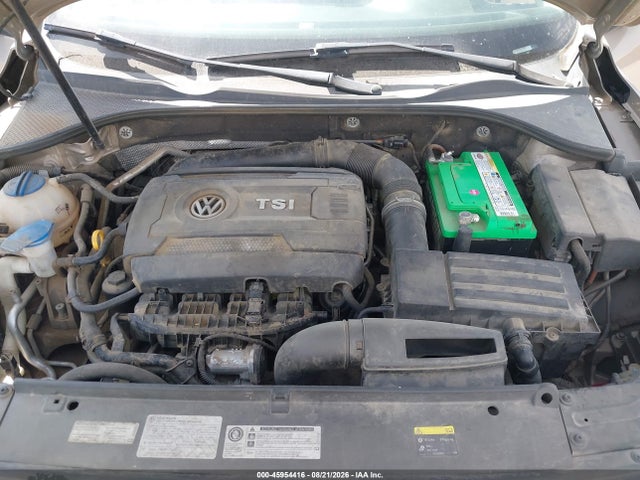 1VWAT7A30FC007063 Volkswagen Passat 1.8t Wolfsburg Edition