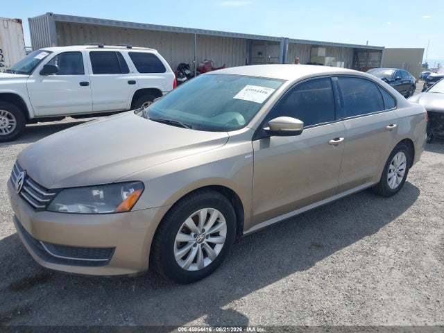1VWAT7A30FC007063 Volkswagen Passat 1.8t Wolfsburg Edition