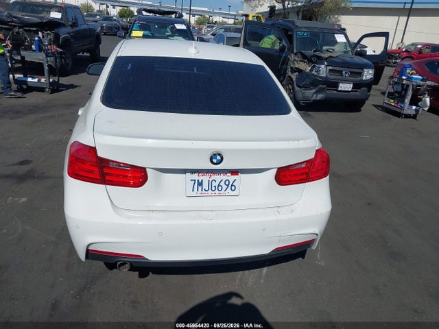 WBA3D3C51FK158383 BMW 328D
