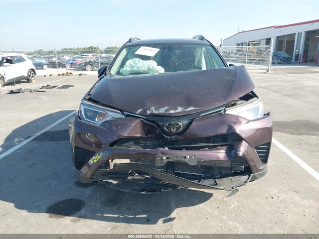 2018 Toyota Rav4 Le მანქანა იყიდება აუქციონზე, vin: 2T3ZFREV0JW492458, აუქციონის ნომერი: 45954432