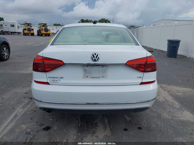2017 Volkswagen Passat 1.8t Se მანქანა იყიდება აუქციონზე, vin: 1VWBT7A3XHC011838, აუქციონის ნომერი: 45954433