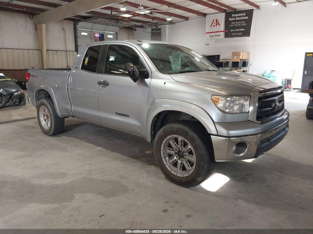 45954435 :رقم المزاد ، 5TFUM5F16DX047405 vin ، 2013 Toyota Tundra Grade 4.6l V8 مزاد بيع