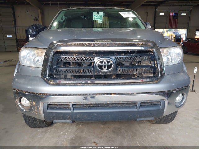45954435 :رقم المزاد ، 5TFUM5F16DX047405 vin ، 2013 Toyota Tundra Grade 4.6l V8 مزاد بيع