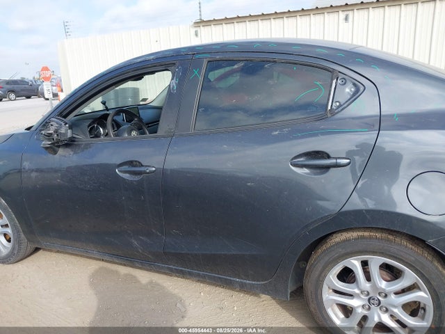 Продаж на аукціоні авто 2017 Toyota Yaris Ia, vin: 3MYDLBYV9HY172969, номер лоту: 45954443