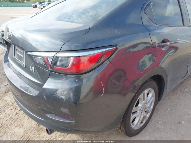 Продаж на аукціоні авто 2017 Toyota Yaris Ia, vin: 3MYDLBYV9HY172969, номер лоту: 45954443