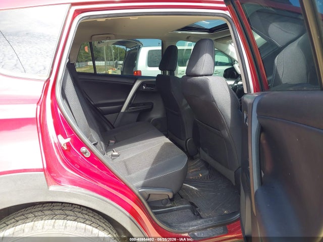 45954492 :رقم المزاد ، 2T3WFREV6JW456308 vin ، 2018 Toyota Rav4 Adventure مزاد بيع