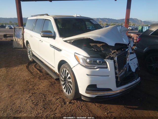Продажа на аукционе авто 2023 Lincoln Navigator Black Label L, vin: 5LMJJ3TG5PEL04703, номер лота: 45954577