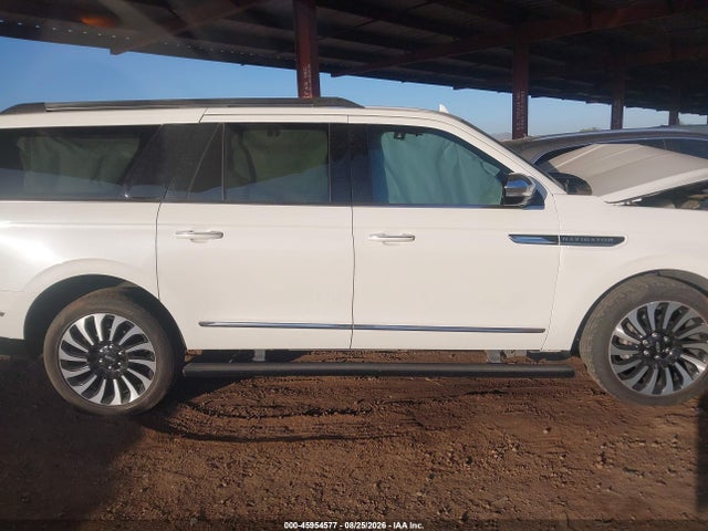 Продажа на аукционе авто 2023 Lincoln Navigator Black Label L, vin: 5LMJJ3TG5PEL04703, номер лота: 45954577