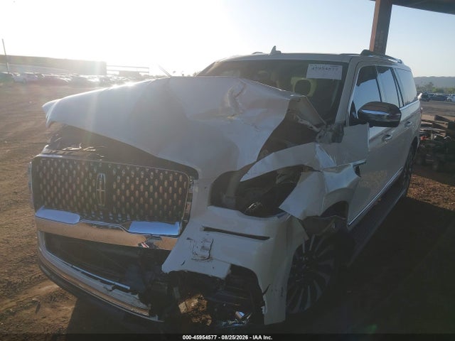 Продажа на аукционе авто 2023 Lincoln Navigator Black Label L, vin: 5LMJJ3TG5PEL04703, номер лота: 45954577