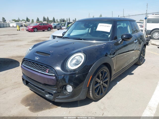 45954589 :رقم المزاد ، WMWXP7C56K2C62817 vin ، 2019 Mini Hardtop Cooper S مزاد بيع