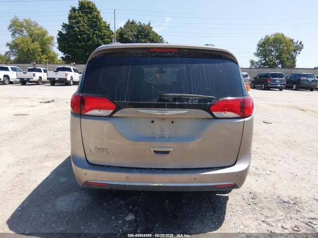 Продажа на аукционе авто 2017 Chrysler Pacifica Touring-l, vin: 2C4RC1BG2HR536528, номер лота: 45954599