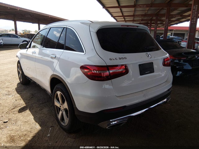 2016 Mercedes-benz Glc 300 მანქანა იყიდება აუქციონზე, vin: WDC0G4JB8GF020470, აუქციონის ნომერი: 45954631