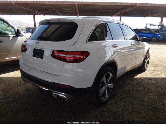 2016 Mercedes-benz Glc 300 მანქანა იყიდება აუქციონზე, vin: WDC0G4JB8GF020470, აუქციონის ნომერი: 45954631
