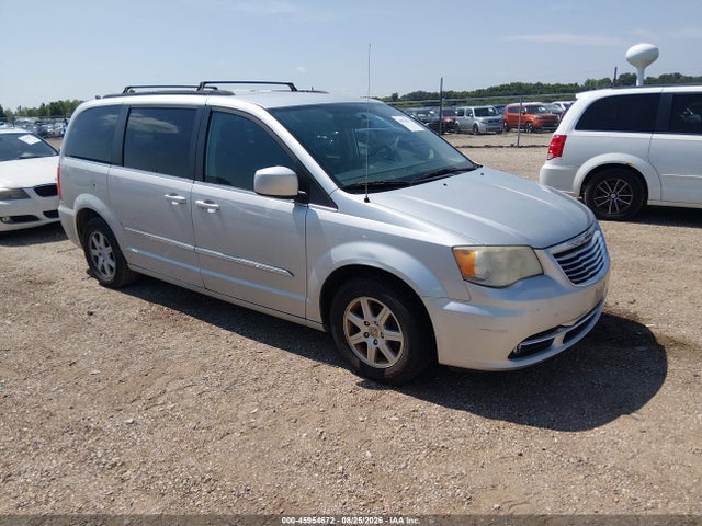 2011 Chrysler Town & Country Touring მანქანა იყიდება აუქციონზე, vin: 2A4RR5DG3BR734538, აუქციონის ნომერი: 45954672