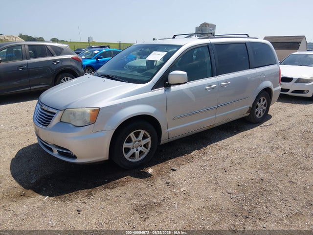 2011 Chrysler Town & Country Touring მანქანა იყიდება აუქციონზე, vin: 2A4RR5DG3BR734538, აუქციონის ნომერი: 45954672