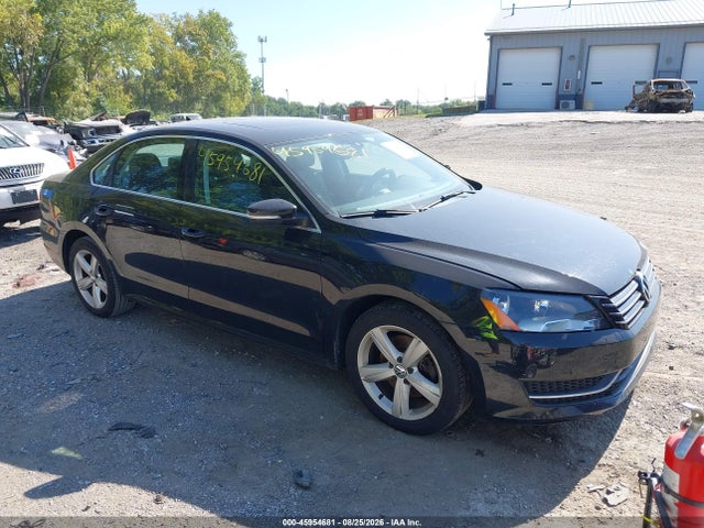 45954681 :رقم المزاد ، 1VWBH7A33DC062285 vin ، 2013 Volkswagen Passat 2.5l Se مزاد بيع