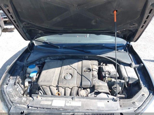 45954681 :رقم المزاد ، 1VWBH7A33DC062285 vin ، 2013 Volkswagen Passat 2.5l Se مزاد بيع