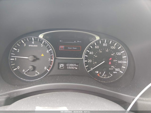 Продажа на аукционе авто 2015 Nissan Pathfinder Sv, vin: 5N1AR2MN1FC676052, номер лота: 45954695