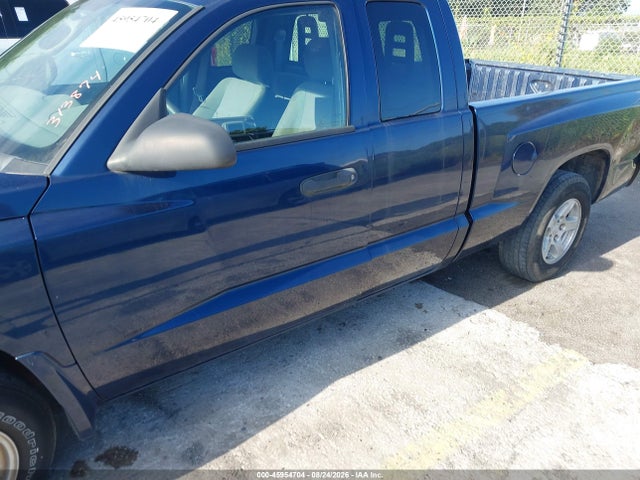 45954704 :رقم المزاد ، 1D7HE42K85S313874 vin ، 2005 Dodge Dakota Slt مزاد بيع