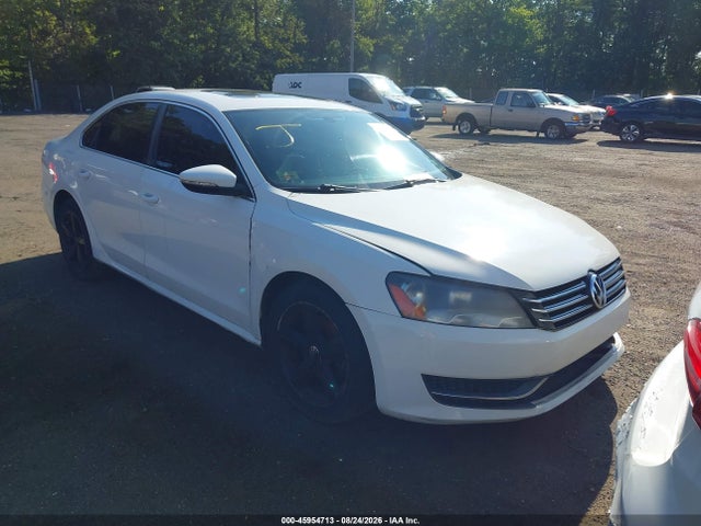2012 Volkswagen Passat 2.5l Se მანქანა იყიდება აუქციონზე, vin: 1VWBP7A32CC096719, აუქციონის ნომერი: 45954713