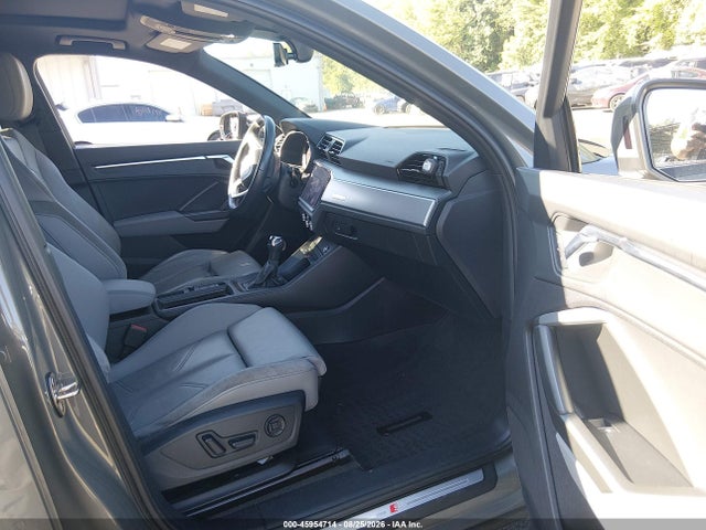 45954714 :رقم المزاد ، WA1EECF32N1039128 vin ، 2022 Audi Q3 Premium Plus 45 Tfsi S Line Quattro Tiptronic مزاد بيع