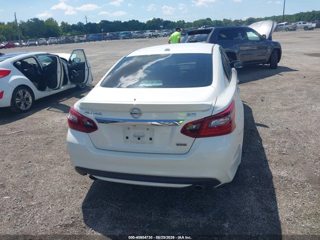 45954730 :رقم المزاد ، 1N4AL3AP4JC233605 vin ، 2018 Nissan Altima 2.5 Sr مزاد بيع