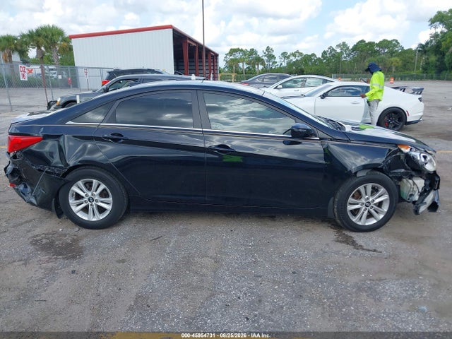 45954731 :رقم المزاد ، 5NPEB4AC5DH810281 vin ، 2013 Hyundai Sonata Gls مزاد بيع