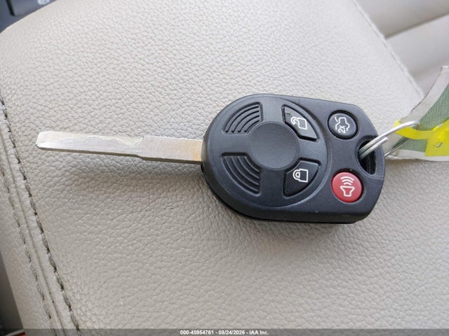 1FMCU9HD8JUC21560 Ford ESCAPE SEL