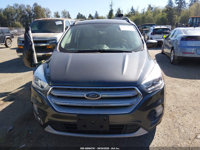 1FMCU9HD8JUC21560 Ford ESCAPE SEL