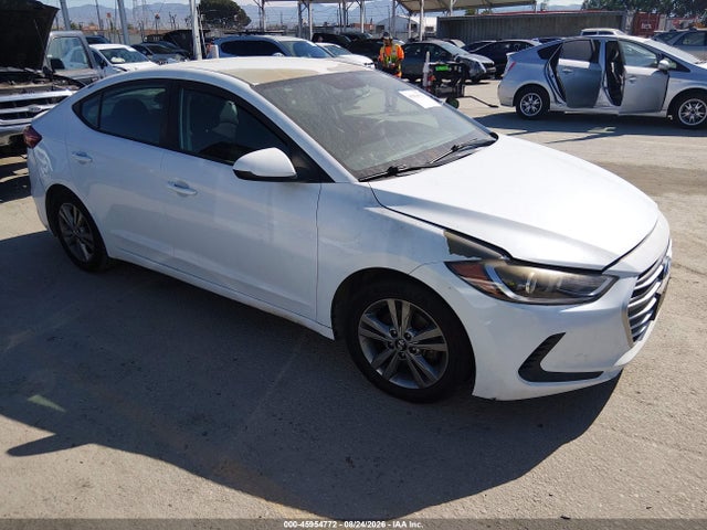 2018 5NPD84LF0JH254068 main image