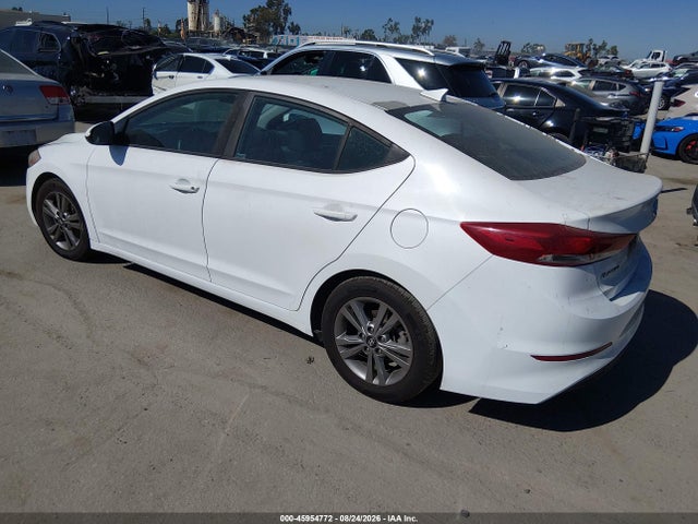 Продажа на аукционе авто 2018 Hyundai Elantra Sel, vin: 5NPD84LF0JH254068, номер лота: 45954772