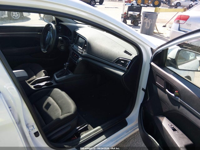 5NPD84LF0JH254068 Hyundai ELANTRA SEL