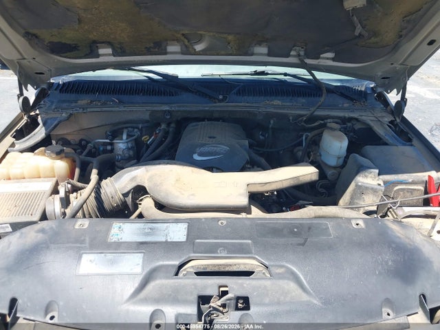 2002 Gmc Yukon Xl 2500 Slt მანქანა იყიდება აუქციონზე, vin: 3GKGK26U52G185874, აუქციონის ნომერი: 45954775