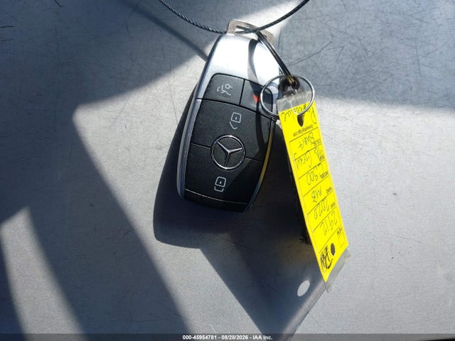 Продаж на аукціоні авто 2020 Mercedes-benz C 300, vin: W1KWF8DBXLR574131, номер лоту: 45954781