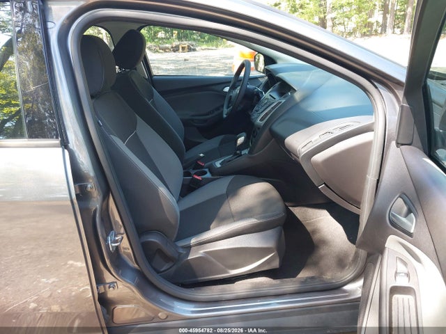 2014 Ford Focus Se მანქანა იყიდება აუქციონზე, vin: 1FADP3F29EL437417, აუქციონის ნომერი: 45954782