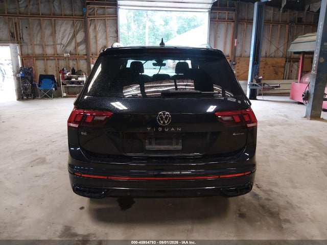 45954793 :رقم المزاد ، 3VV8B7AX1NM081064 vin ، 2022 Volkswagen Tiguan 2.0t Se R-line Black مزاد بيع