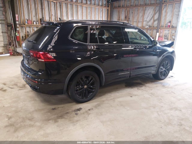 45954793 :رقم المزاد ، 3VV8B7AX1NM081064 vin ، 2022 Volkswagen Tiguan 2.0t Se R-line Black مزاد بيع