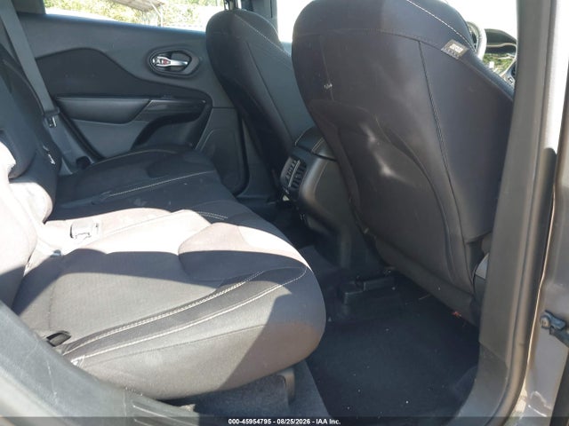 Продажа на аукционе авто 2017 Jeep Cherokee Latitude, vin: 1C4PJMCS5HW501054, номер лота: 45954795