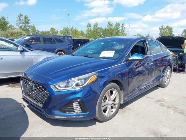 Продажа на аукционе авто 2018 Hyundai Sonata Sport, vin: 5NPE34AF1JH693821, номер лота: 45954804