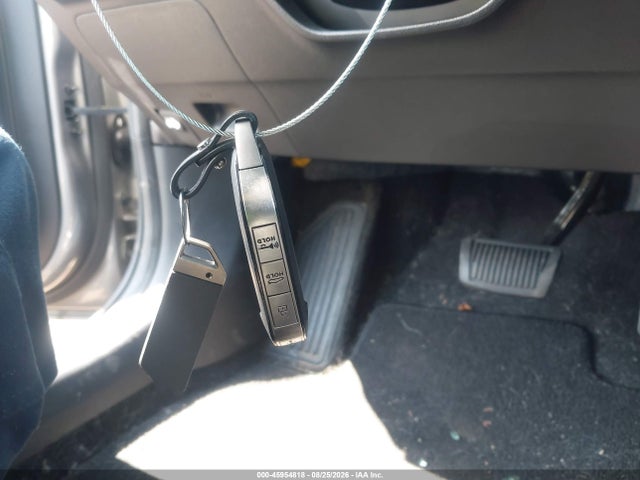2025 Kia K4 Gt-line მანქანა იყიდება აუქციონზე, vin: 3KPFW4DE3SE176914, აუქციონის ნომერი: 45954818