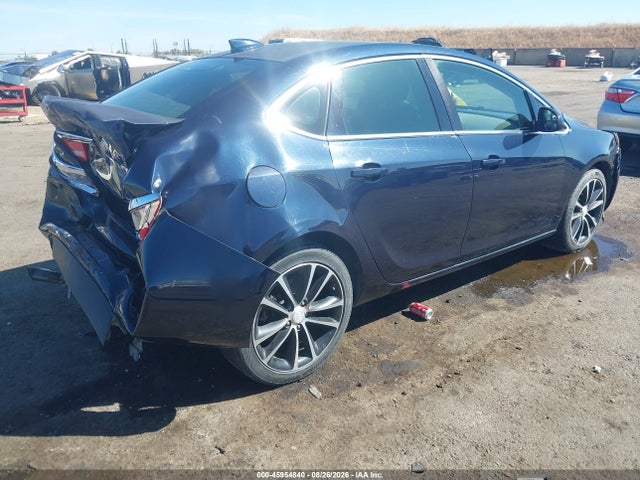 2016 Buick Verano Sport Touring Group მანქანა იყიდება აუქციონზე, vin: 1G4PW5SK2G4180136, აუქციონის ნომერი: 45954840